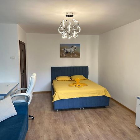 Turquoise Studio Nerva Traian Bukares Bagian luar foto