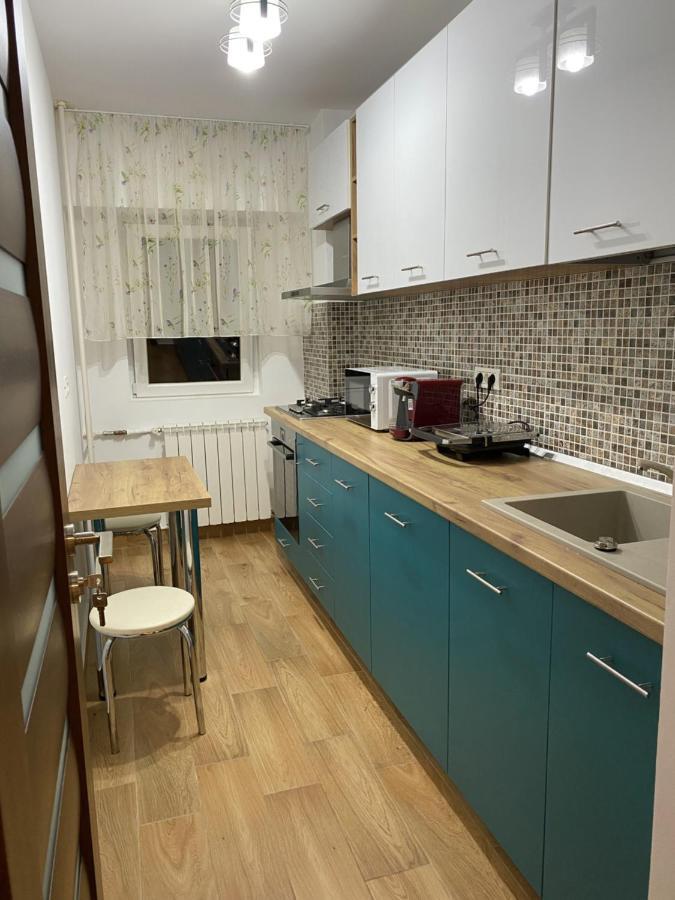 Turquoise Studio Nerva Traian Bukares Bagian luar foto