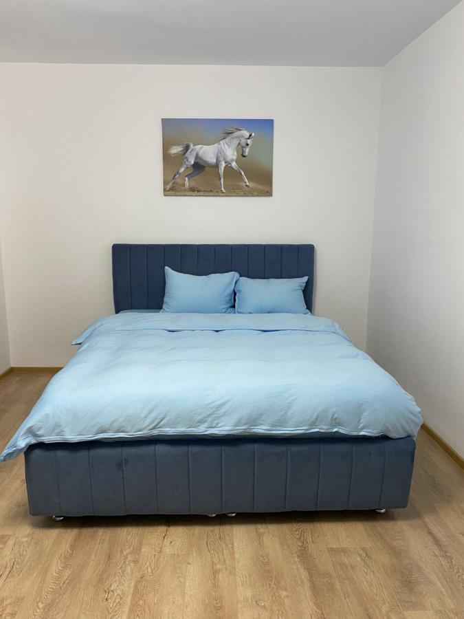 Turquoise Studio Nerva Traian Bukares Bagian luar foto